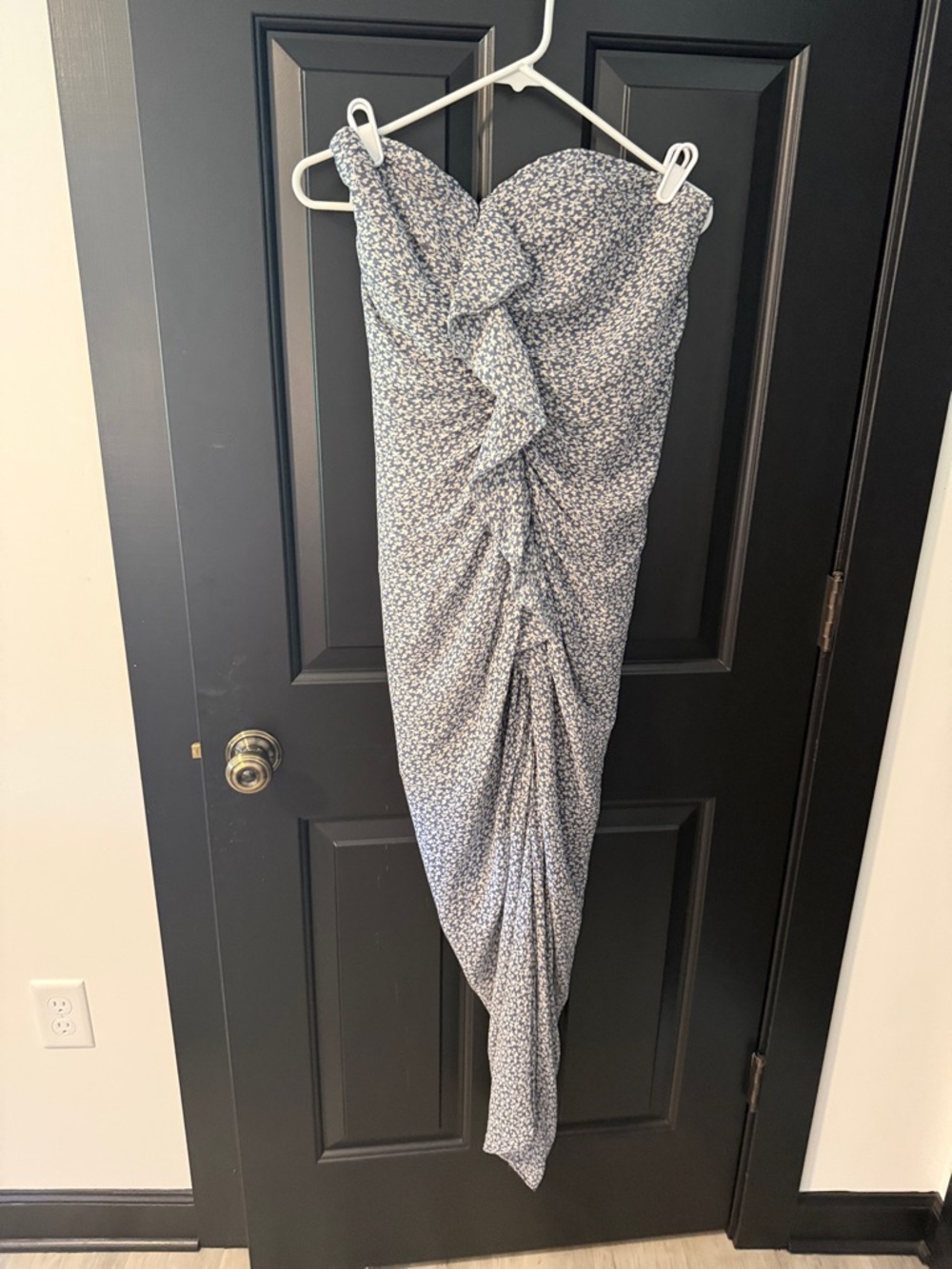 Veronica Beard Blue and White Strapless Ruched Floral Midi Dress